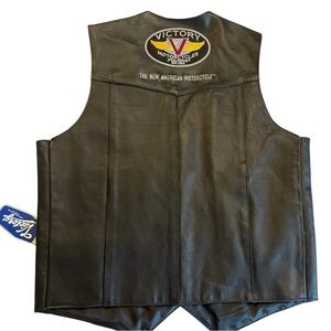 New W Tag Victory Motorcycle Leather Vest Mens Size Small Embroidered Snap Up